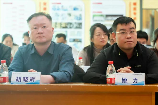 規(guī)范引領(lǐng)丨西安市紅會醫(yī)院獲批成為西安市神經(jīng)疾病?？坡?lián)盟副理事長單位(圖1)