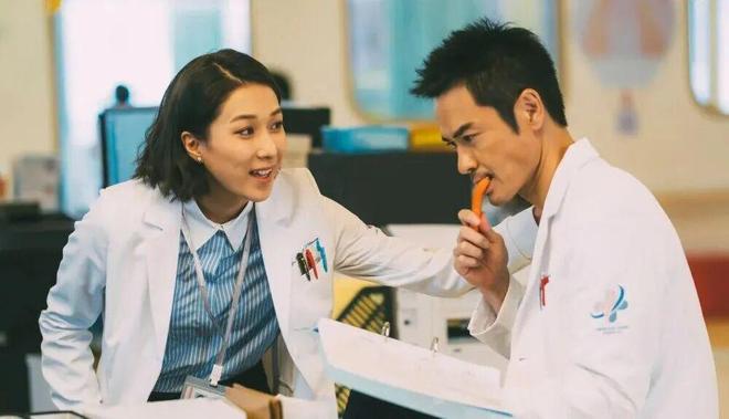 別再看《巨塔之后》強(qiáng)推5部醫(yī)療職業(yè)劇看完秒懂啥叫緊張刺激(圖11)