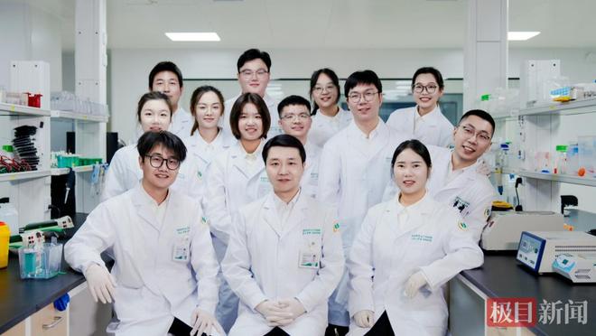 扎根家鄉(xiāng)護(hù)心腦健康！80后教授楊簡斬獲湖北科技進(jìn)步一等獎(jiǎng)(圖4)